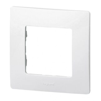 Рамка за розетка LEGRAND Niloe / 82x82x11.2 mm / IP20 / Бял